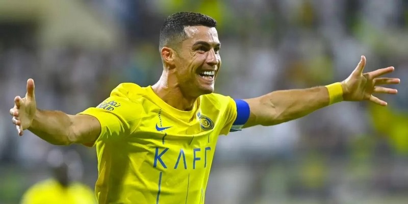 Ronaldo nhận danh hiệu Vua phá lưới SPL 2024/25